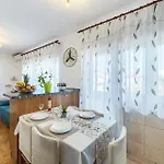 Magno Mare Apartamento Pula